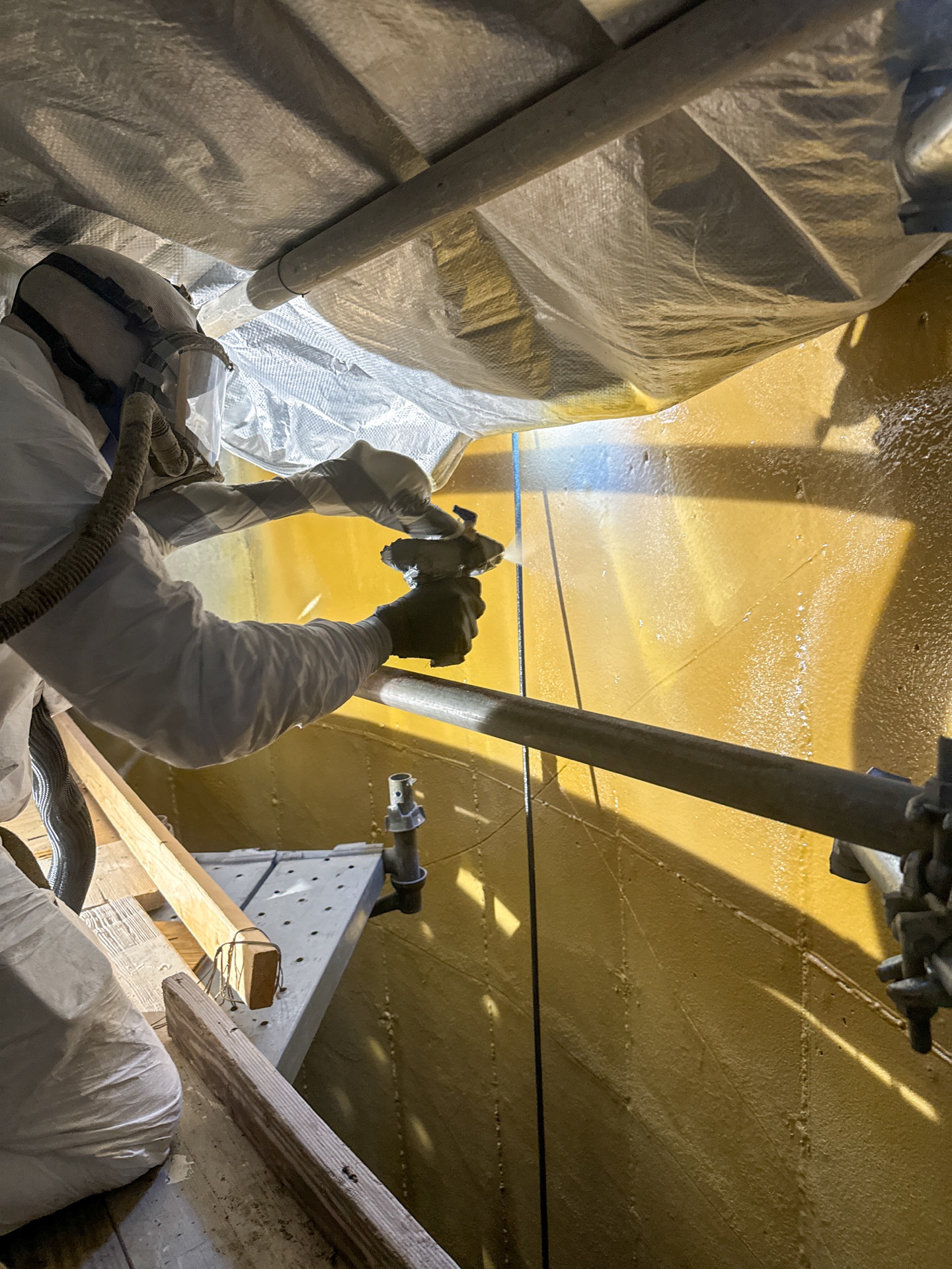 Manhole Rehabilitation - SprayWall example 1